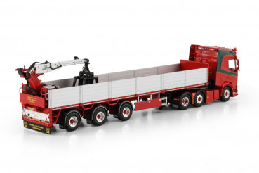 WSI Models 01-4822 JP de Bruijn DAF XF SH WITHOUT SKY LIGHTS 6X2 TWIN STEER BRICK TRAILER - 3 AXLE