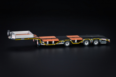 IMC Models 33-0213 PREMIUM KNT OSDS LOW LOADER 3AXLE BLACK