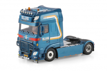 WSI Models 01-4902 SLUIS TRANSPORT DAF XF SUPER SPACE CAB MY2017 4X2