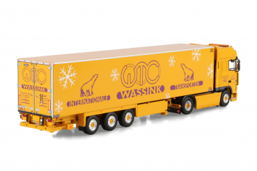 Preview: WSI Models 01-4744 WASSINK DAF 95XF SUPER SPACE CAB 4X2 REEFER TRAILER - 3 AXLE