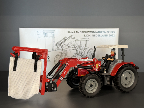 Siku 3653-LCN2022 Massey Ferguson 5445 mit MF958 Frontlader LCN 2022