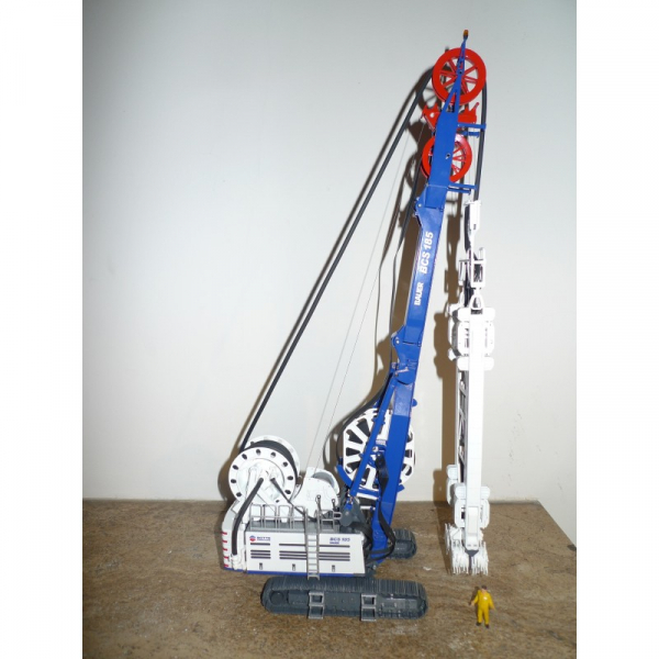 Conrad 2526/01 Botte Fondations BAUER BCS 185 Cutter System