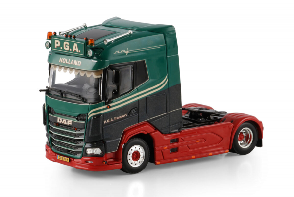 WSI Models 01-4797 P.G.A. TRANSPORT DAF XG 4X2