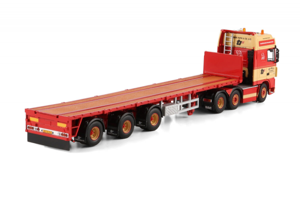 WSI Models 01-4446 Torben Rafn DAF XF 95 SUPER SPACE CAB 6X2 TWIN STEER BRICK TRAILER - 3 AXLE